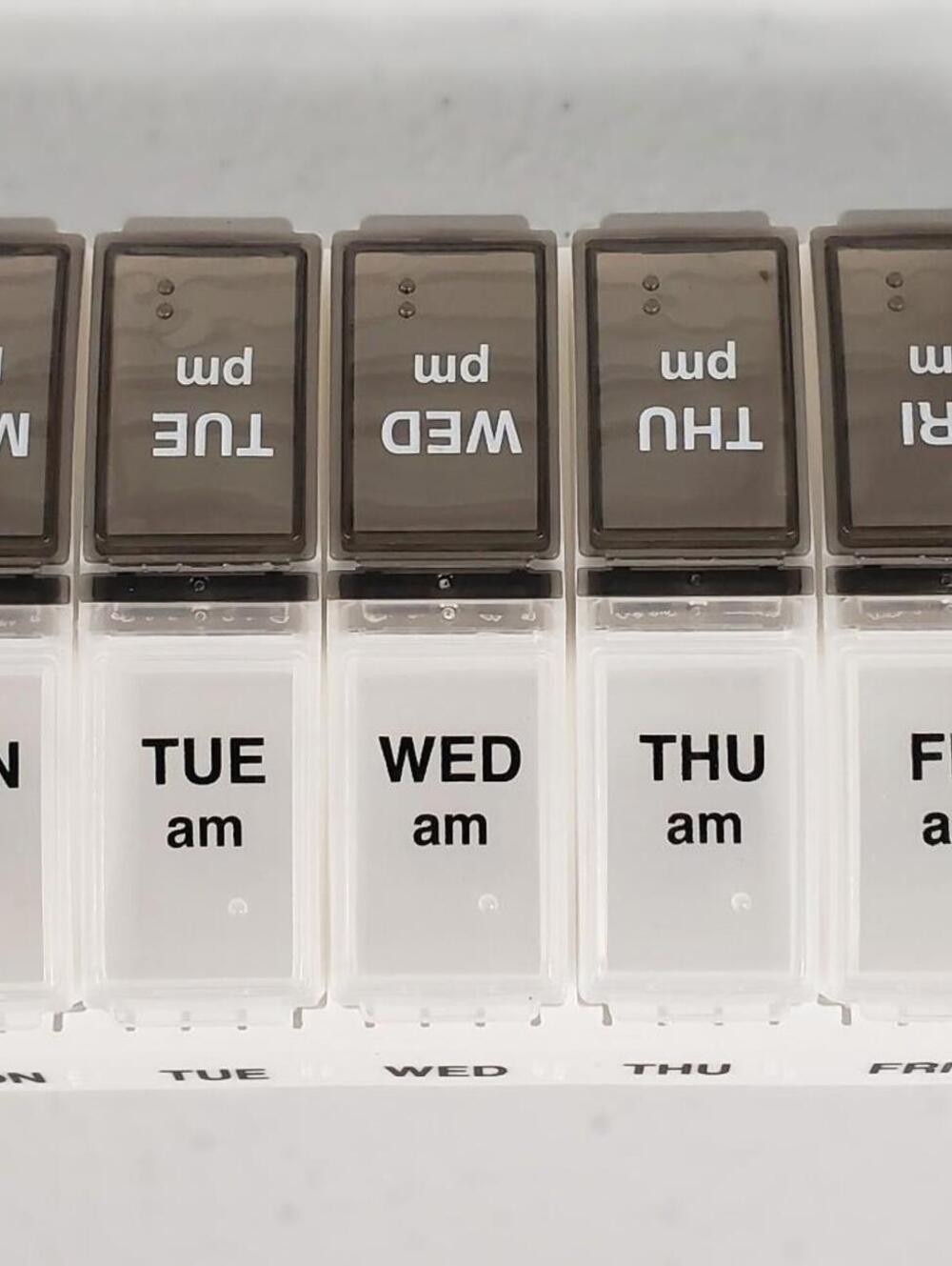 Weekly (7-Day) AM/PM Pill Case Medicine Planner Vitamin Organizer Box, Removable